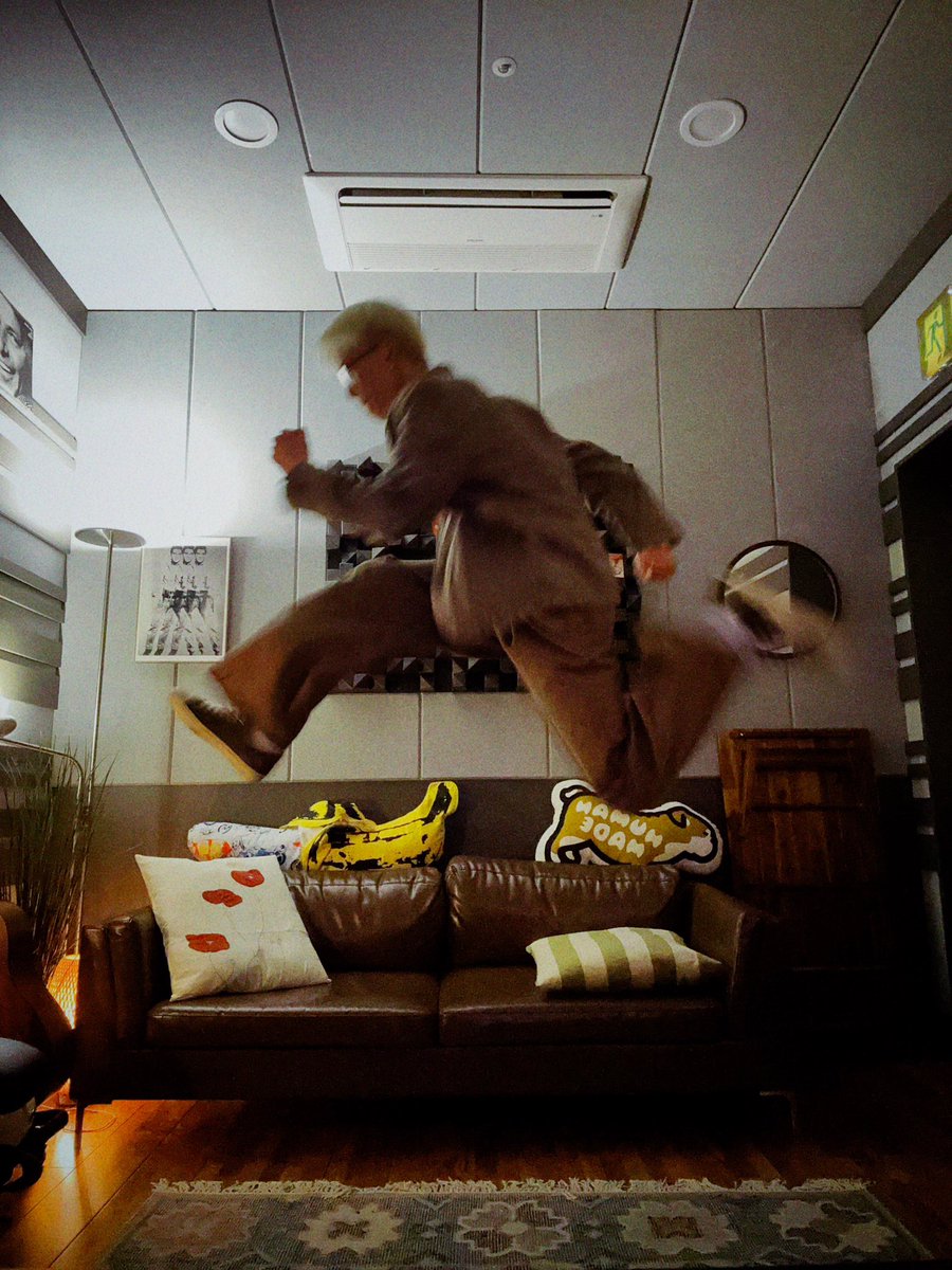 inintheo's tweet photo. 똑같당 https://t.co/AgNXkWQ6TV