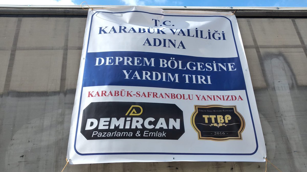 AybasOzgur's tweet photo. (TTBP) TÜRKİYE TEKEL BAYİLERİ PLATFORMU ve DEMİRCAN PAZARLAMA EMLAK İŞBİRLİĞİ İLE SAFRANBOLUDAN Yardımlarımız Tırla yola çıkmıştır yolunuz açık olsun https://t.co/uKRBmiSYEB