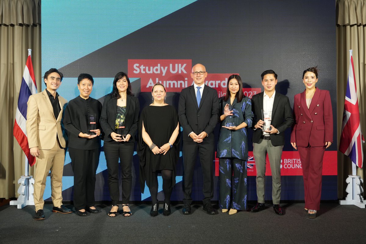 thBritish's tweet photo. Big congratulations to all winners of Thailand’s #UKAlumniAwards 2023 who show their outstanding achievements and their contribution to strengthening ties between the UK and Thailand. #StudyUK @ukinthailand https://t.co/7J3rXkmnmg