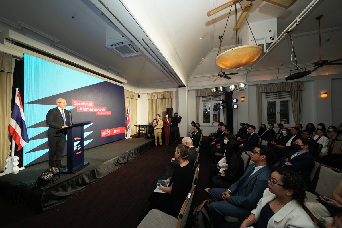 thBritish's tweet photo. Big congratulations to all winners of Thailand’s #UKAlumniAwards 2023 who show their outstanding achievements and their contribution to strengthening ties between the UK and Thailand. #StudyUK @ukinthailand https://t.co/7J3rXkmnmg