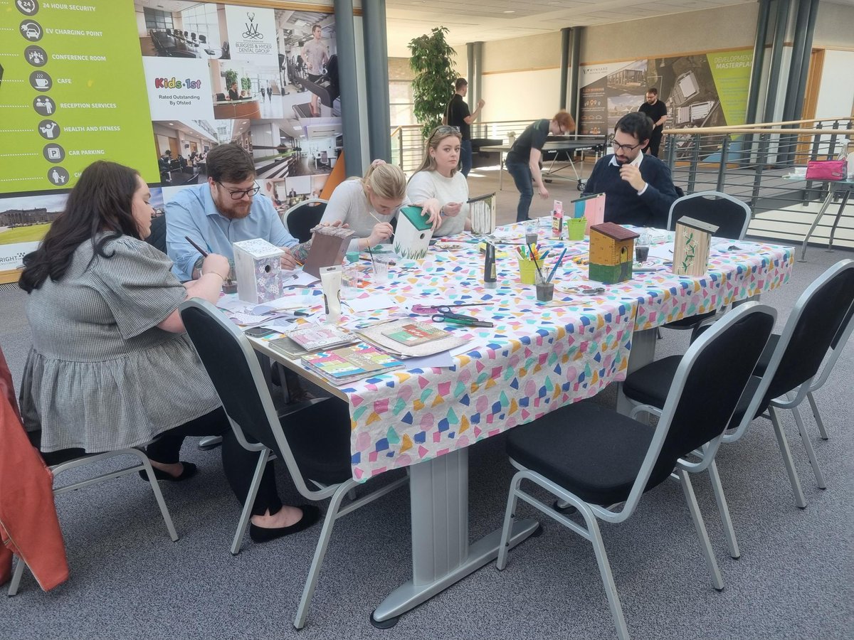 National Bird Box week...Tenants NE Fircroft and Everflow took a well-deserved break from the office and helped build a home for our feathered friends on the business park.  We look forward to seeing a little family move in soon.
x.com/EFcountrycare/…