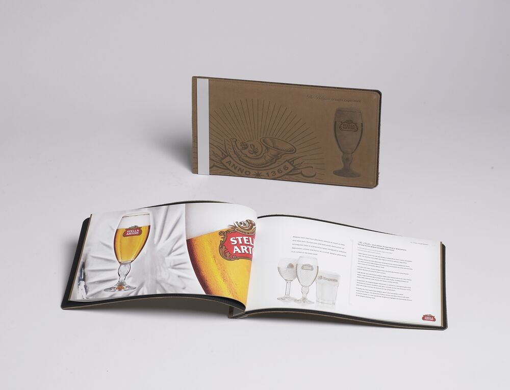 snellercreative's tweet photo. Memorable Event Kits by @JTSnell  #sneller #snellercreative #snellercreativepromotions #madeinusa #event #eventkit #memorable #packaging #custompackaging #promotionalpackaging #swag #printing #gift #giftpackaging #marketingkit #mediakit #presskit #giftbox 
https://t.co/gGgaRddDKk https://t.co/6n49iECHV2