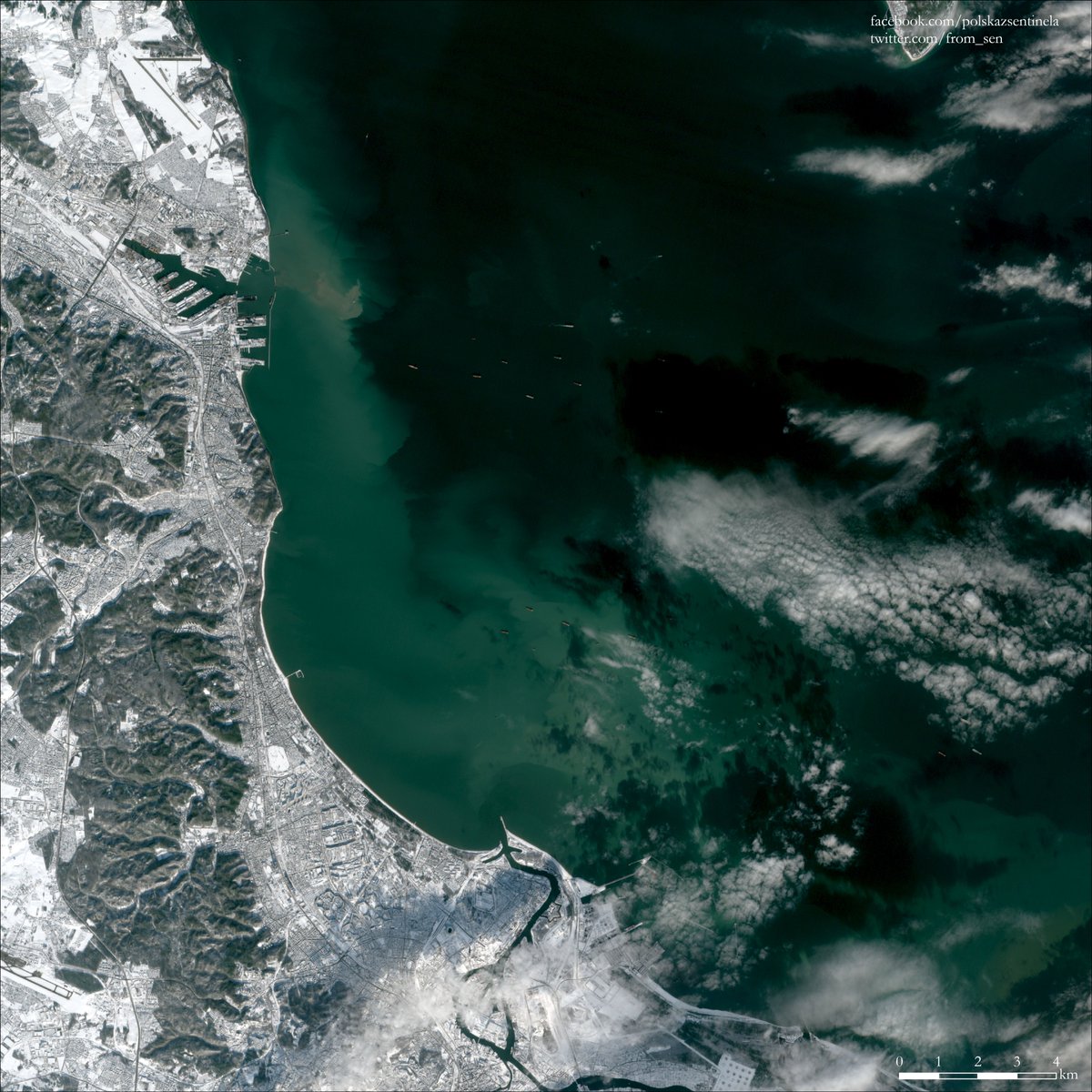 Winter in #Tricity, #Poland seen from #space by #Sentinel2🛰️ yesterday!

 © #EU
