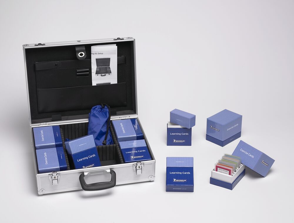 JTSnell's tweet photo. Memorable Event Kits by @snellercreative  #sneller #snellercreative #snellercreativepromotions #madeinusa #event #eventkit #memorable #packaging #custompackaging #promotionalpackaging #swag #printing #gift #giftpackaging #marketingkit #mediakit #presskit 
https://t.co/zHv1JNDCGx https://t.co/E08DgEKFY2