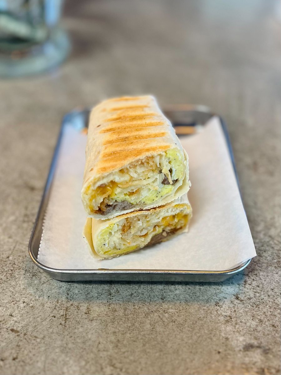Our burritos are now made in-house and pressed for that crunch!🌯

#breakfast #breakfastneworleans #neworleanscoffee #wherenolaeats #nolaeats