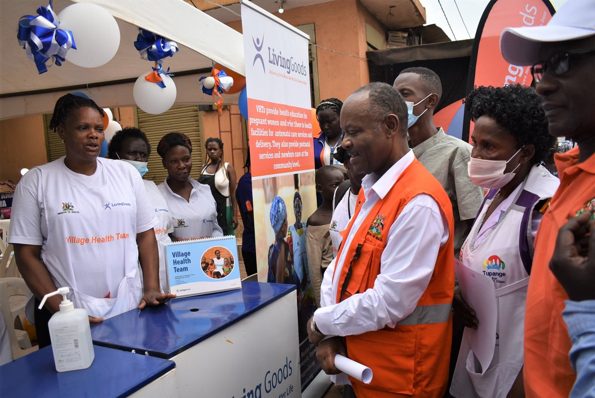 Living_Goods's tweet photo. Here, @Living_Goods Goods-supported #CHWs demonstrated how they use digital tools in delivering services, and advocated for compensation from the government. They also had a camp where they attended to patients. #CommunityHealthWeek2023 https://t.co/GK3zZ055uK