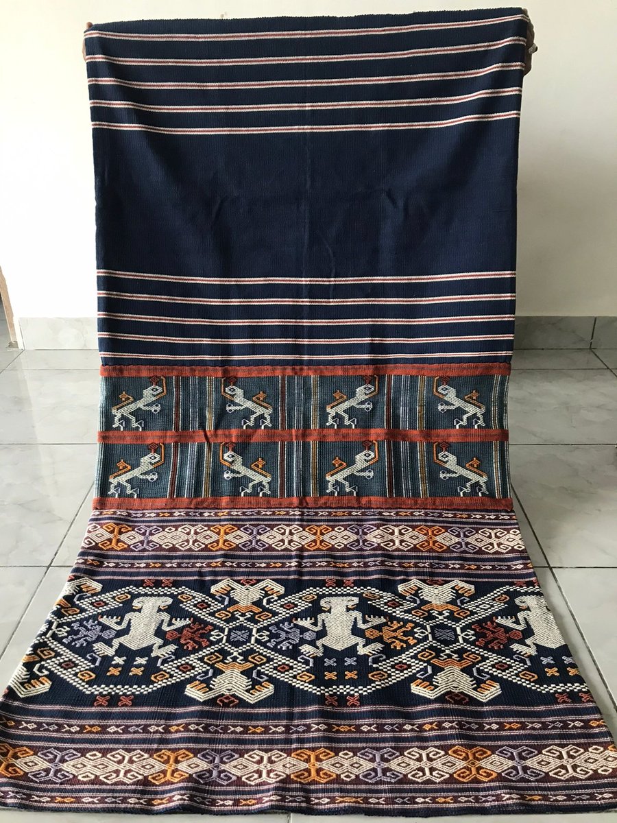 umbudeha's tweet photo. Sarung pahikung tenun khas Umalulu Sumba Timur. Untuk pilihan lainnya silakan geser ke kanan......👉
#wastra 
#wastranusantara 
#wastraindonesia 
#tenun 
#tenunsumbatimur 
#tenunntt 
#tenunnusantara 
#tenunpahikung

Hub tlpn/wa : 081353206696 https://t.co/a2UiI349UC