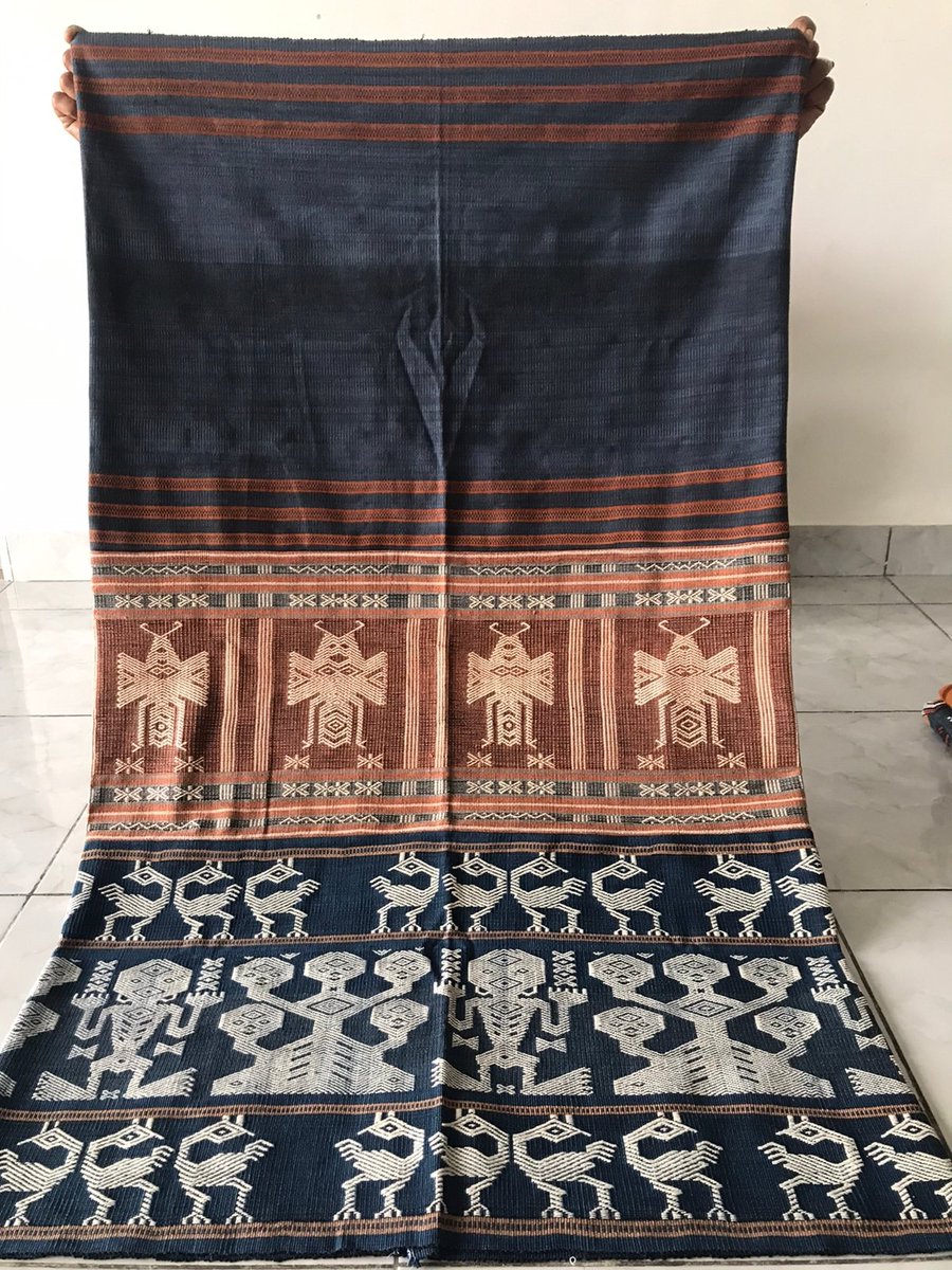 umbudeha's tweet photo. Sarung pahikung tenun khas Umalulu Sumba Timur. Untuk pilihan lainnya silakan geser ke kanan......👉
#wastra 
#wastranusantara 
#wastraindonesia 
#tenun 
#tenunsumbatimur 
#tenunntt 
#tenunnusantara 
#tenunpahikung

Hub tlpn/wa : 081353206696 https://t.co/8U39grwL37