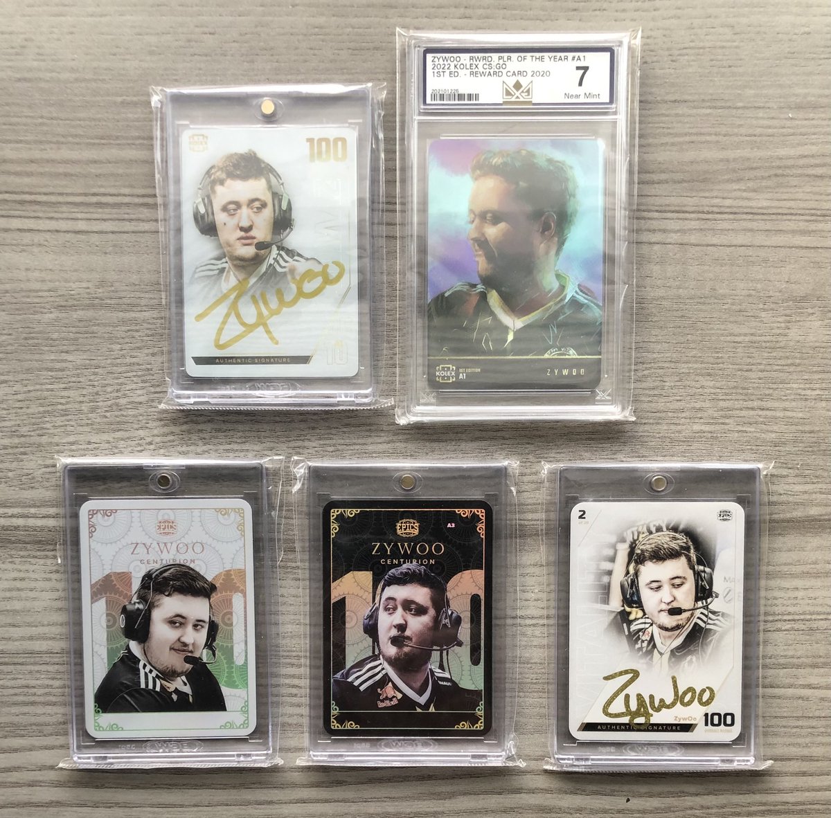 lu1gi_csgo's tweet photo. Rooting for @zywoo and @TeamVitality at #iemkatowice 🏆

First time for Zywoo in the Spodek! 💪🏻 

My 2020 best mints are getting out of control… that #2 sig and A3 black cent are bringing need to be upgraded! 😂 

#KolexCards | #VforVictory https://t.co/gOQaXVbGFU