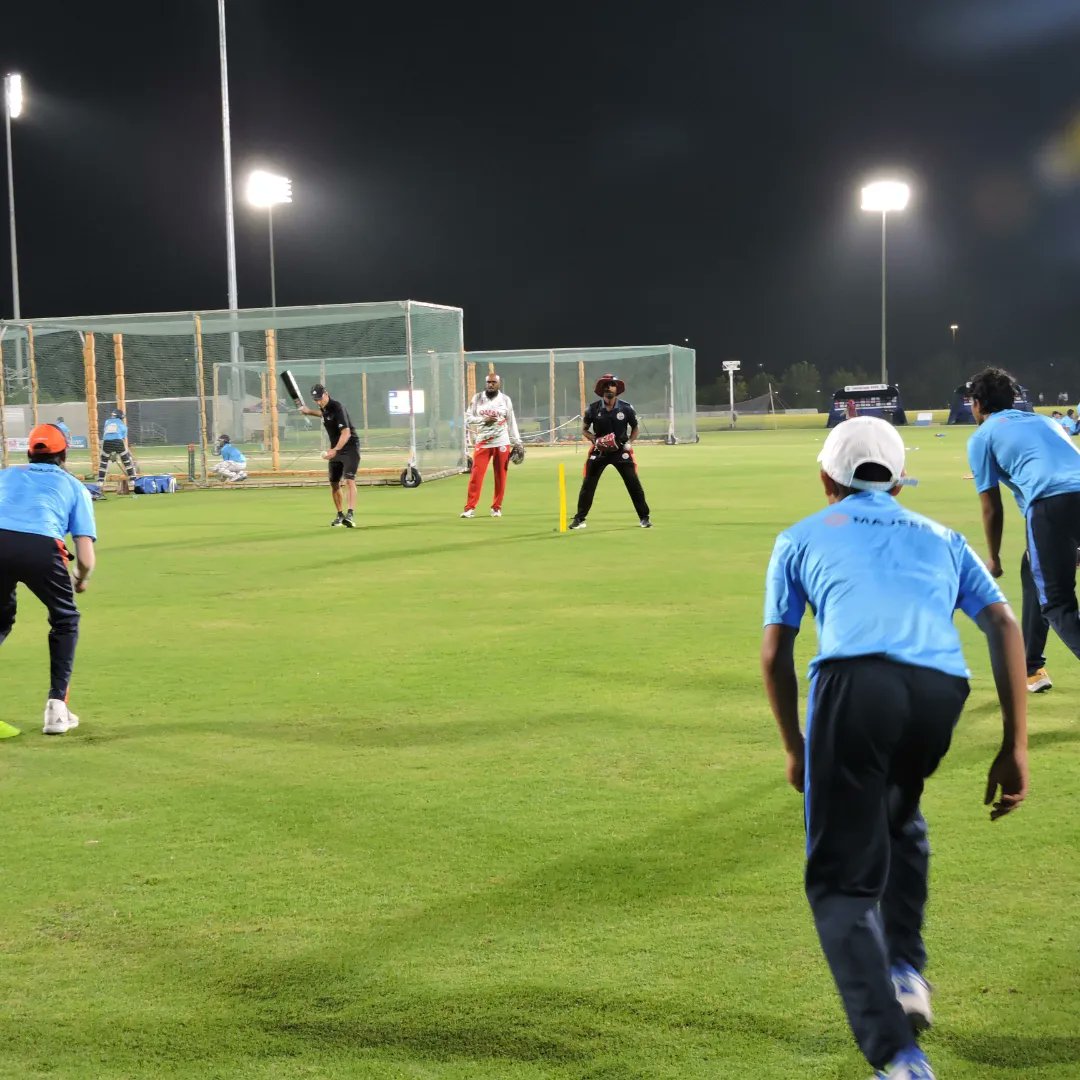 TheOmanCricket's tweet photo. Here's some 📸 of Gary Kirsten during the High Performance Camp with U14 and U19 budding cricketers on their approach to the game at various levels! 🏏🔝
@MazoonDairy
@majeestech
#OmanCricket #GaryKirstenCricket #HighPerformanceCamp #Cricket #Oman #Explore https://t.co/rd96Mybb5D