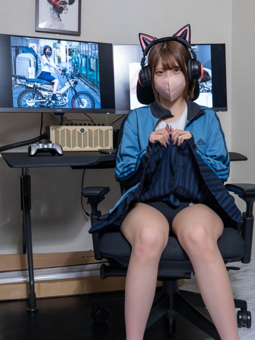すぐパンツ見せるゲーム女子 #ゲーム女子  #Apex募集  #VALORANT https://t.co/hmijDqZ8L2<a href="/tag/%E3%82%B2%E3%83%BC%E3%83%A0%E5%A5%B3%E5%AD%90"class="tags">#ゲーム女子</a><a href="/tag/apex%E5%8B%9F%E9%9B%86"class="tags">#Apex募集</a><a href="/tag/valorant"class="tags">#VALORANT</a>