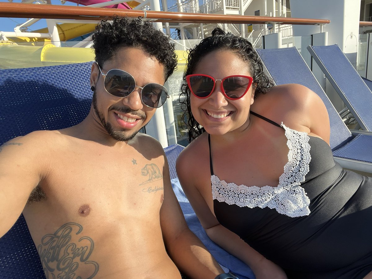 Honeymoon was lit. Amazing food and amazing sights with the wife. Now back to the grind ☃️