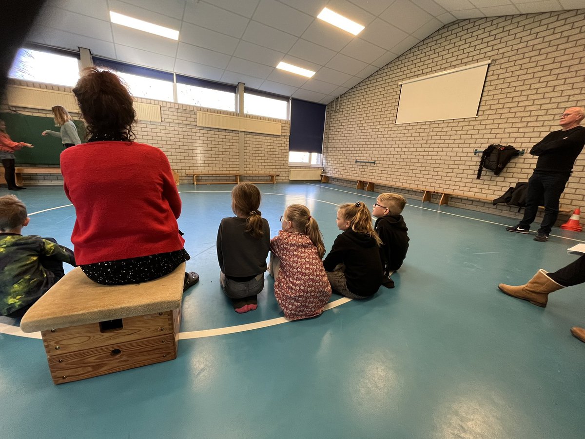 obsdehorn's tweet photo. Vandaag audities voor de musical. Wie mag een hoofdrol spelen?👀 https://t.co/LRKkZyO7XE