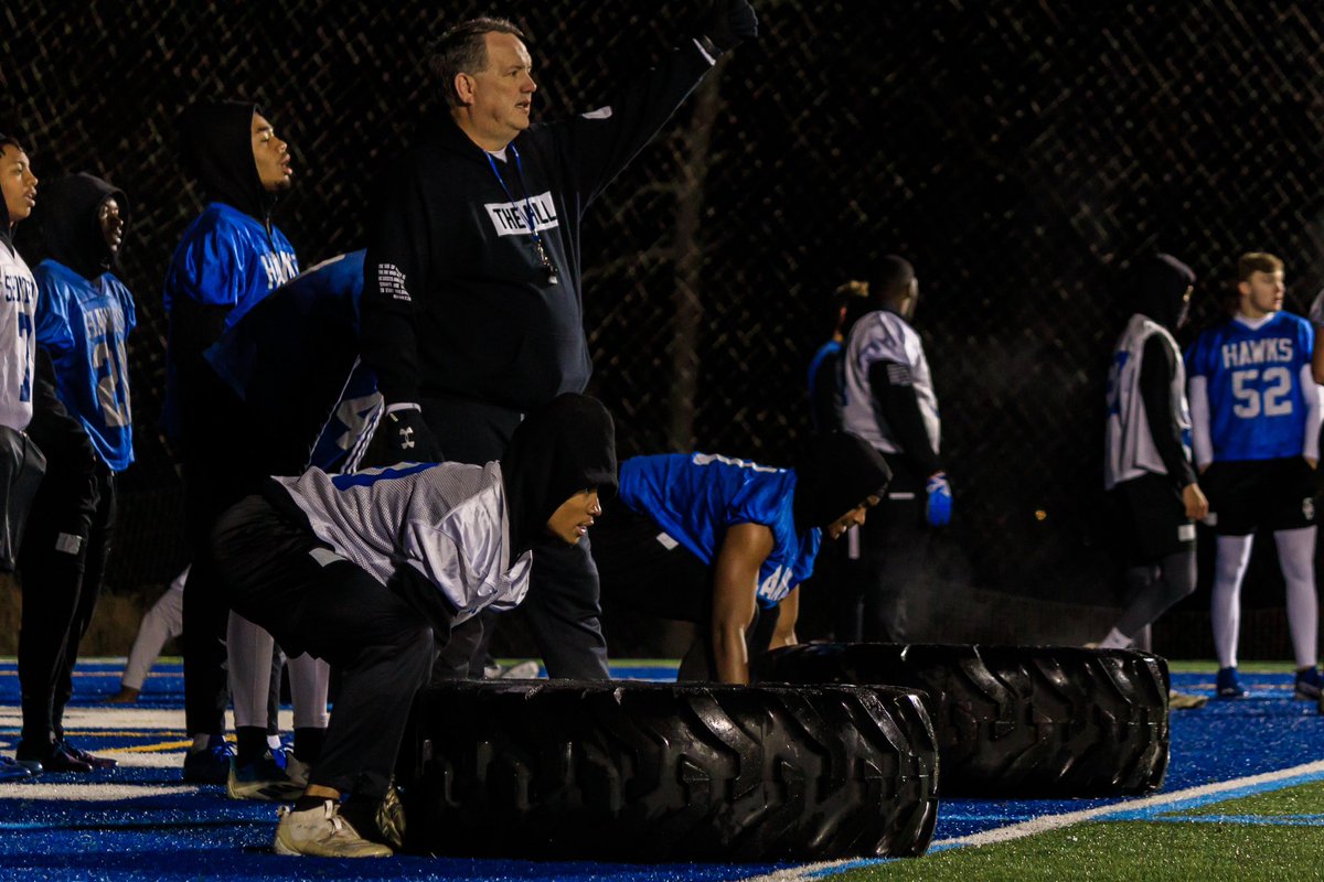 Shorter Hawks Football tweet media