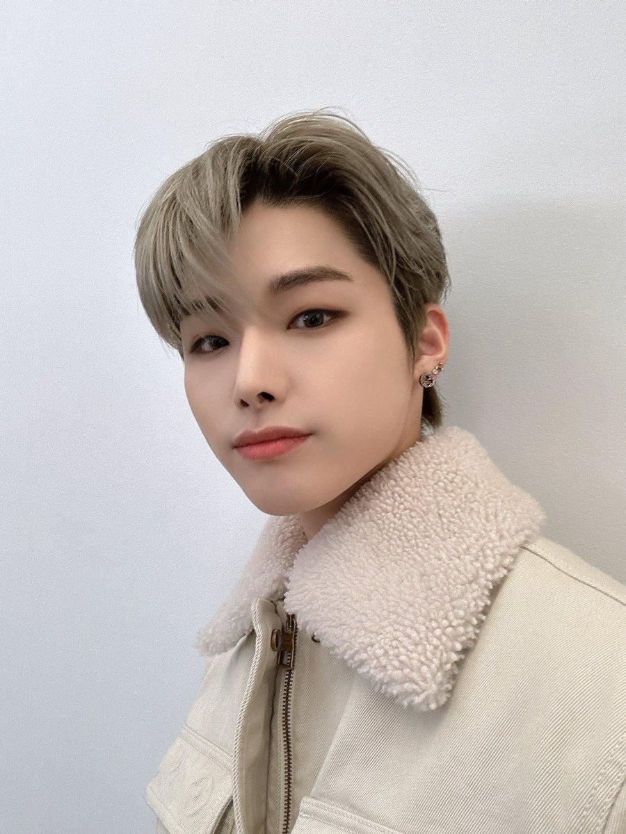 OCJNEWBIES's tweet photo. men’s uno magazine shooting behind photos 📸⁣⁣

@LouisVuitton

#OCJNEWBIES #오씨제이뉴비스 
#LEX #렉스
#OCJENT #ONECOOLJACSO #원쿨잭소
#mensunohk
#LOUISVUITTON https://t.co/IYDUx3AyCx