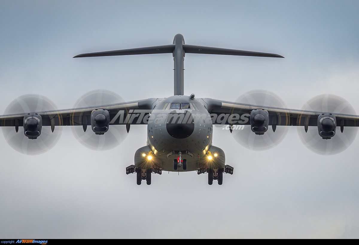 AirNavRadar's tweet photo. πΈπ€©π
Face to face with Airbus A400M Atlas C1 π©οΈ
π·: NCLairpics - https://t.co/OU4s5t9dwB
π‘: https://t.co/eXCeudLojC
#Airbus #A400M #AtlasC1 #ZM419
#PlaneSpotting #Spotters #AvGeeks https://t.co/6lg40W1j8d