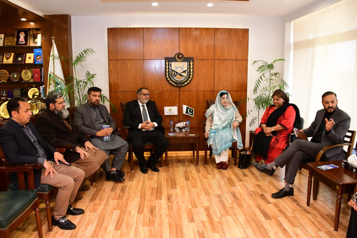 oricqau's tweet photo. Dr. Shaista Sohail- Vice Chancellor QAU, Prof. Dr. Hazir Ullah-Director ORIC &amp; Business Incubation  visited Islamabad Chamber of Commerce and industries along with a delegation of professors, Manger BIC and Manager R&amp;D ORIC on 7th February 2023. https://t.co/PN8J3mW1Mo
