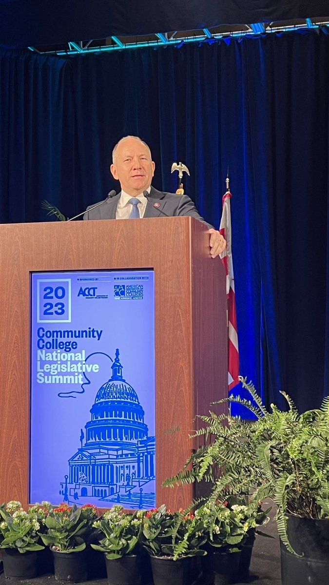 "Every industry should be looking to community colleges...to find programs that get people to work." 

<a href="/RepSmucker/">Rep. Lloyd Smucker</a> says expanding Pell Grants "is a priority for the committee this session." He says they'll work to reauthorize the Higher Ed Act &amp; WIOA.

#NLS2023