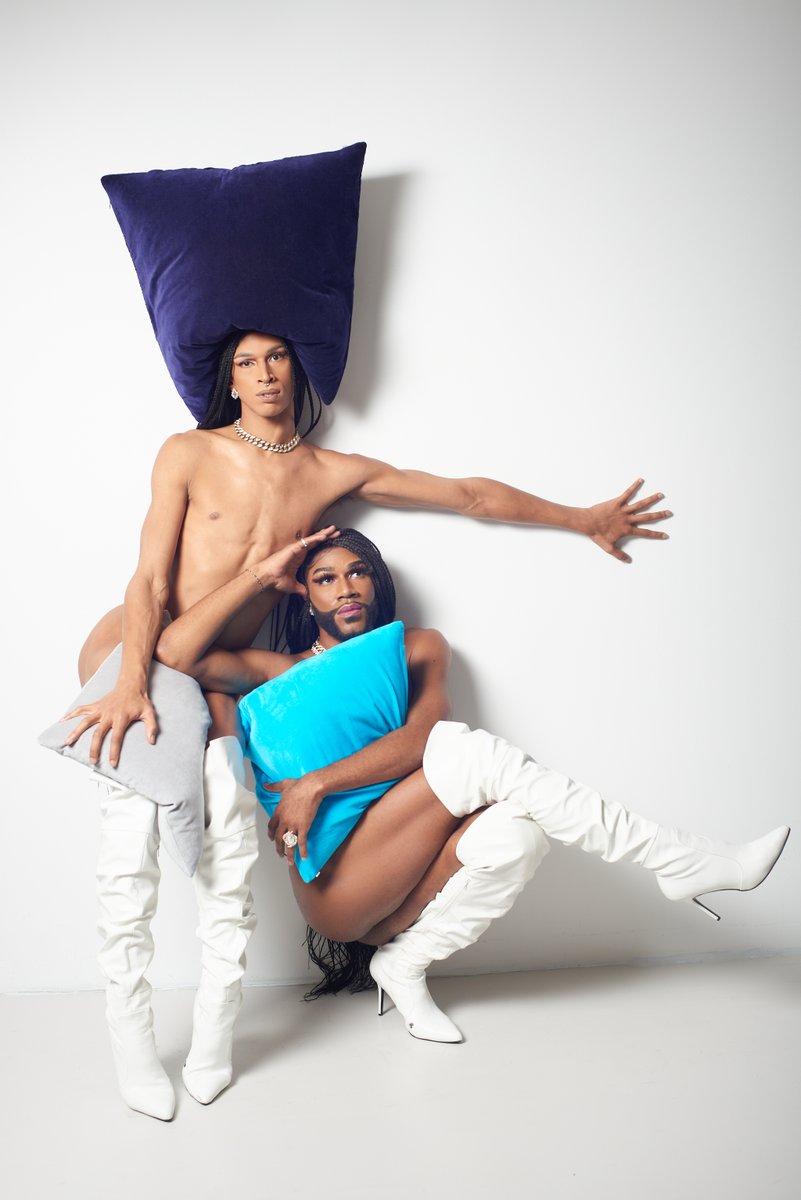 Burkelman's tweet photo. @DragonSistersNY crushing on "Electric Iris" Velvetones, our deep, inky, ultraviolet that resembles a dark purple beta fish in all its fighting glory. #burkelman #indieluxury #luxurybrand #velvetones #velvetpillow #ultraviolet #iconicphotos #queeraf #lgbtqbrand #thedragonsisters https://t.co/LUOGRcb915