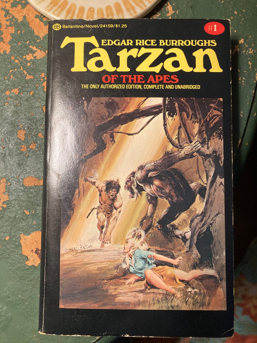 JosephABuckley's tweet photo. surprisingly never read this. but saw this beautiful cover and had to jump at it. tbr this weekend https://t.co/NhuDgHwrDv