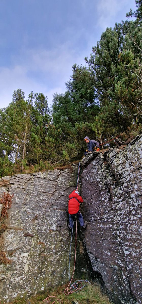Robson from <a href="/TnrOutdoors/">TNR Outdoors</a> proving that what goes down must come up on an #advanced #whitewater #rescue technician course