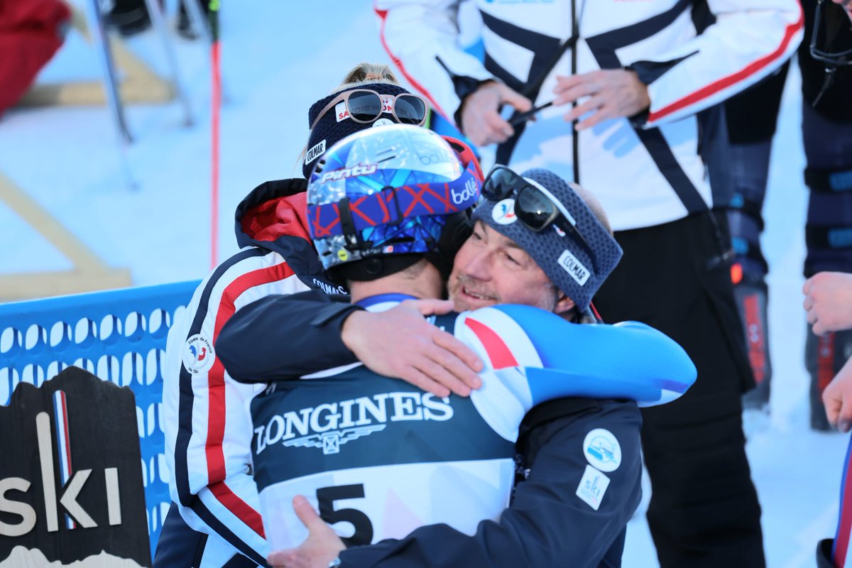 🚨 ALERTE MEDAILLE D'OR 🏅 Alexis Pinturault est CHAMPION DU MONDE du combiné à domicile.  Son deuxième sacre après celui de 2019. 
#courchevelmeribel2023