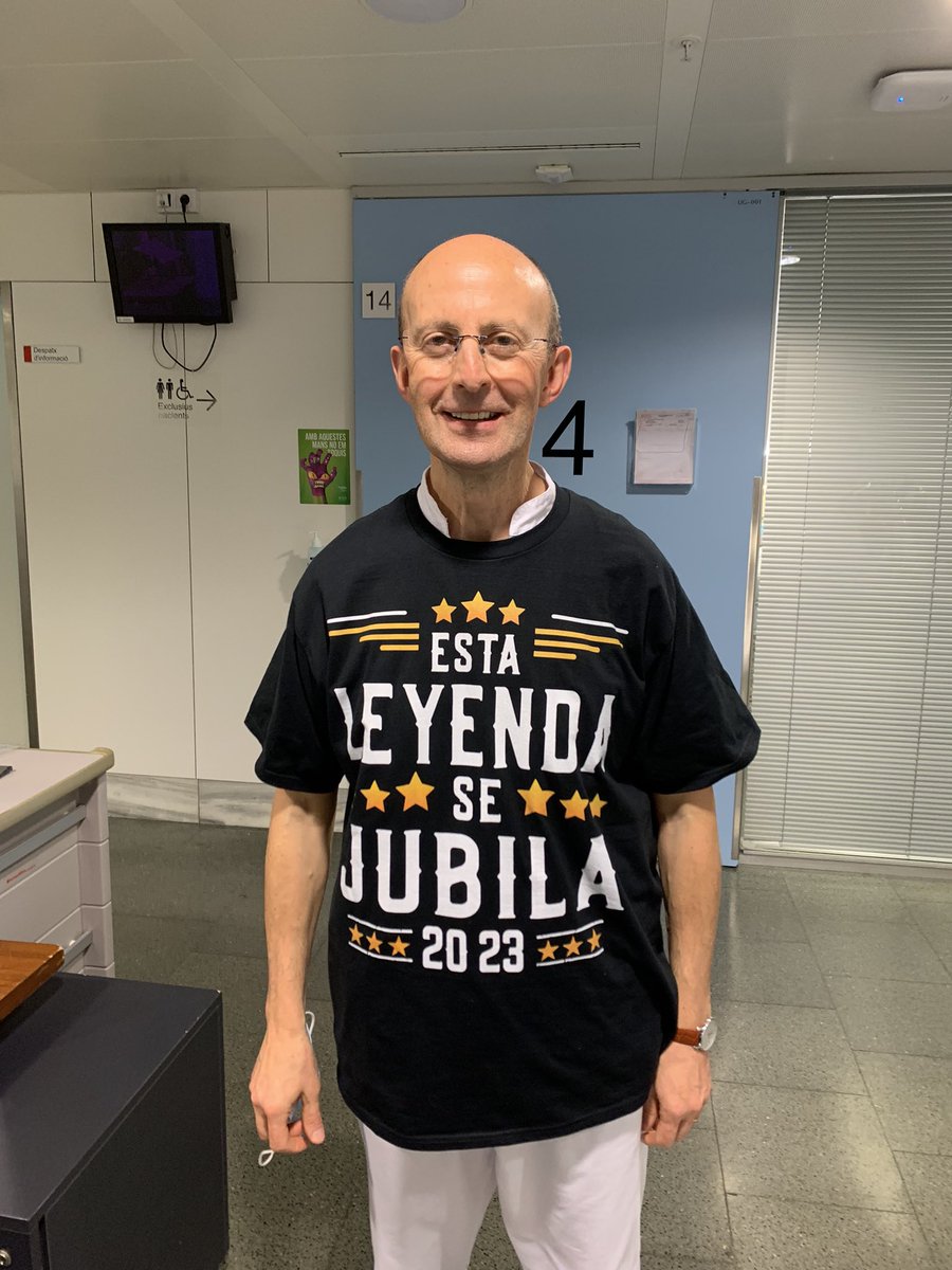 Oscar Nuñez (@oskaringui) on Twitter photo Hoy se nos hubila una leyenda!!!! 40 años en la casa, muchos como Coordinador del Servicio de Urgencias. Un placer Pedro, un placer… <a href="/HospitalSantPau/">Sant Pau - Campus Salut Barcelona</a> #somurgencies Hoy se nos hubila una leyenda!!!! 40 años en la casa, muchos como Coordinador del Servicio de Urgencias. Un placer Pedro, un placer… <a href="/HospitalSantPau/">Sant Pau - Campus Salut Barcelona</a> #somurgencies