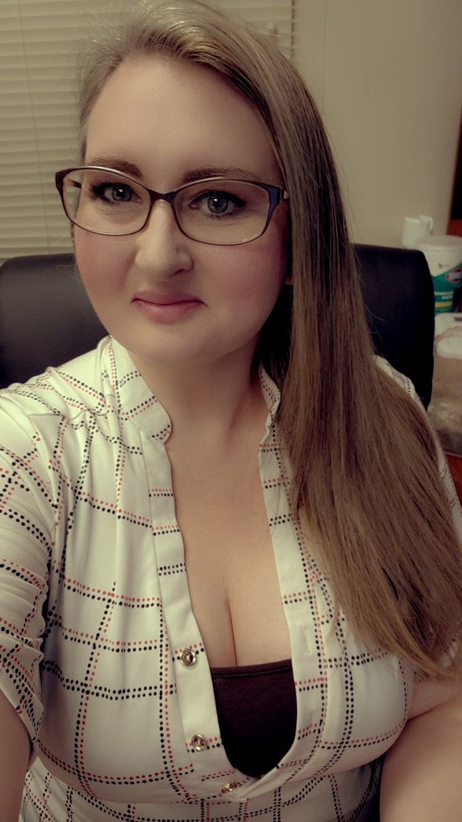 NerdyMom47's tweet photo. It's Tata Tuesday! 🥥
Also, triggered Tuesday. 🙃
#TataTuesday
#TriggeredTuesday https://t.co/G1hdxPA68V