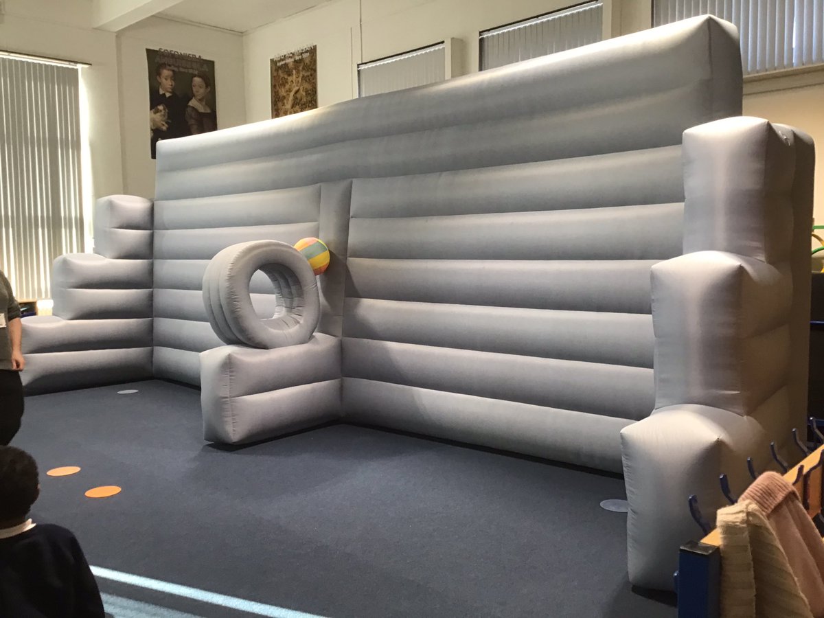 EdaleRiseSchool's tweet photo. Can you guess what Year 3 are up to today? Watch this space…#workshop #partake #howcoolisthis https://t.co/HEkrJ1STUA