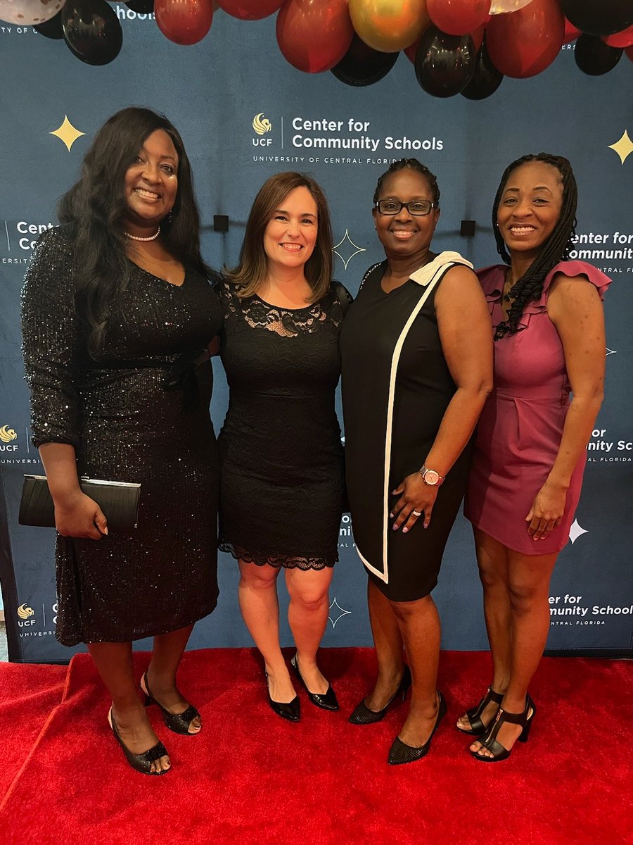 LWCHSTrojans's tweet photo. Always learning new ways to connect with our community and support our students!
#OrlandoConference #Sustainabilityinaction
@UCF_CCS @villani824 @CaelethiaTaylor @kgwhetsell https://t.co/er02CuMelI
