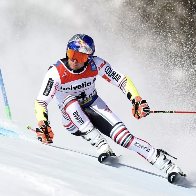 LMPositif's tweet photo. 🇫🇷 Alexis Pinturault vient d’être sacré champion du monde du combiné de ski alpin à Courchevel ! 🥇 ⛷ (AFP) https://t.co/OfxW6JyWZE