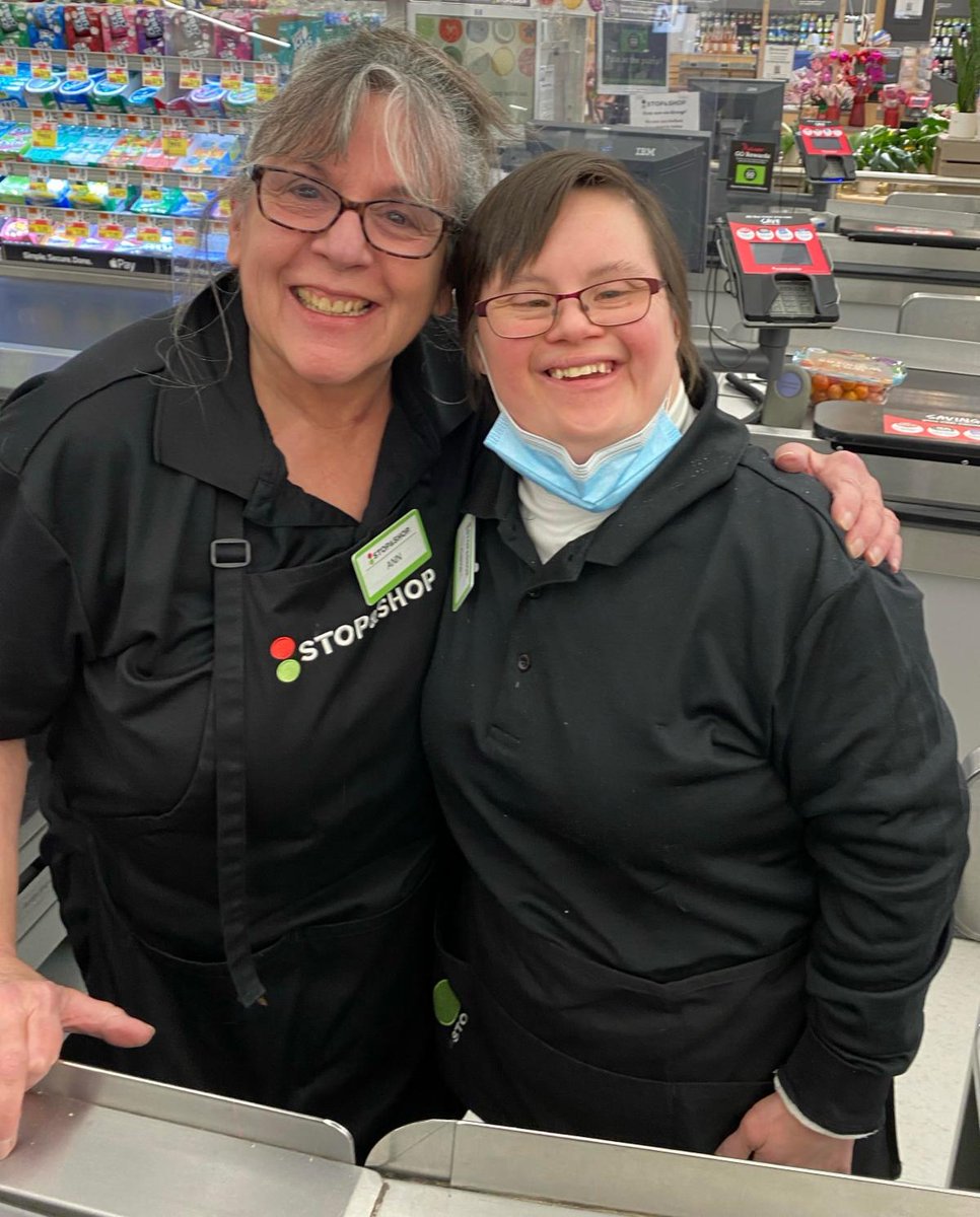 FriendshipHome1's tweet photo. Check out Carrie with a coworker at recently! Carrie is a Bridges to Work participant at Friendship Home and loves being a bagger at Stop & Shop. Keep up the good work! #stopandshop #friendshiphome #groceries #work #jobs https://t.co/gQj7n2Zli7