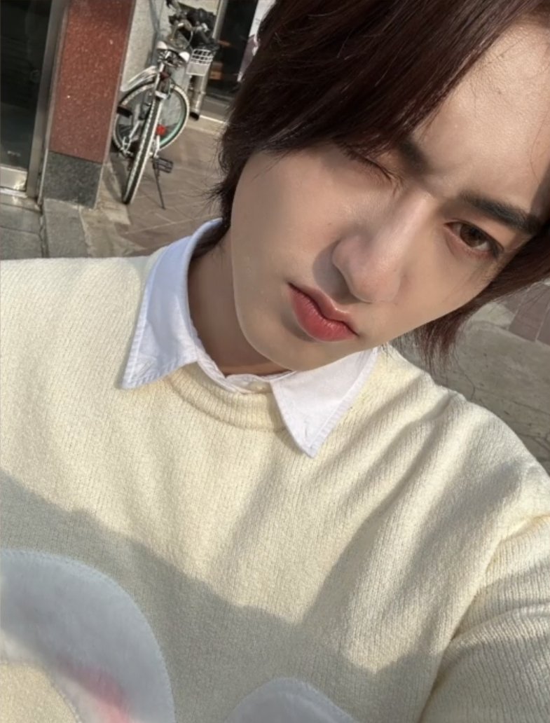 FoXq33jagAA8f8K?format=jpg&name=medium