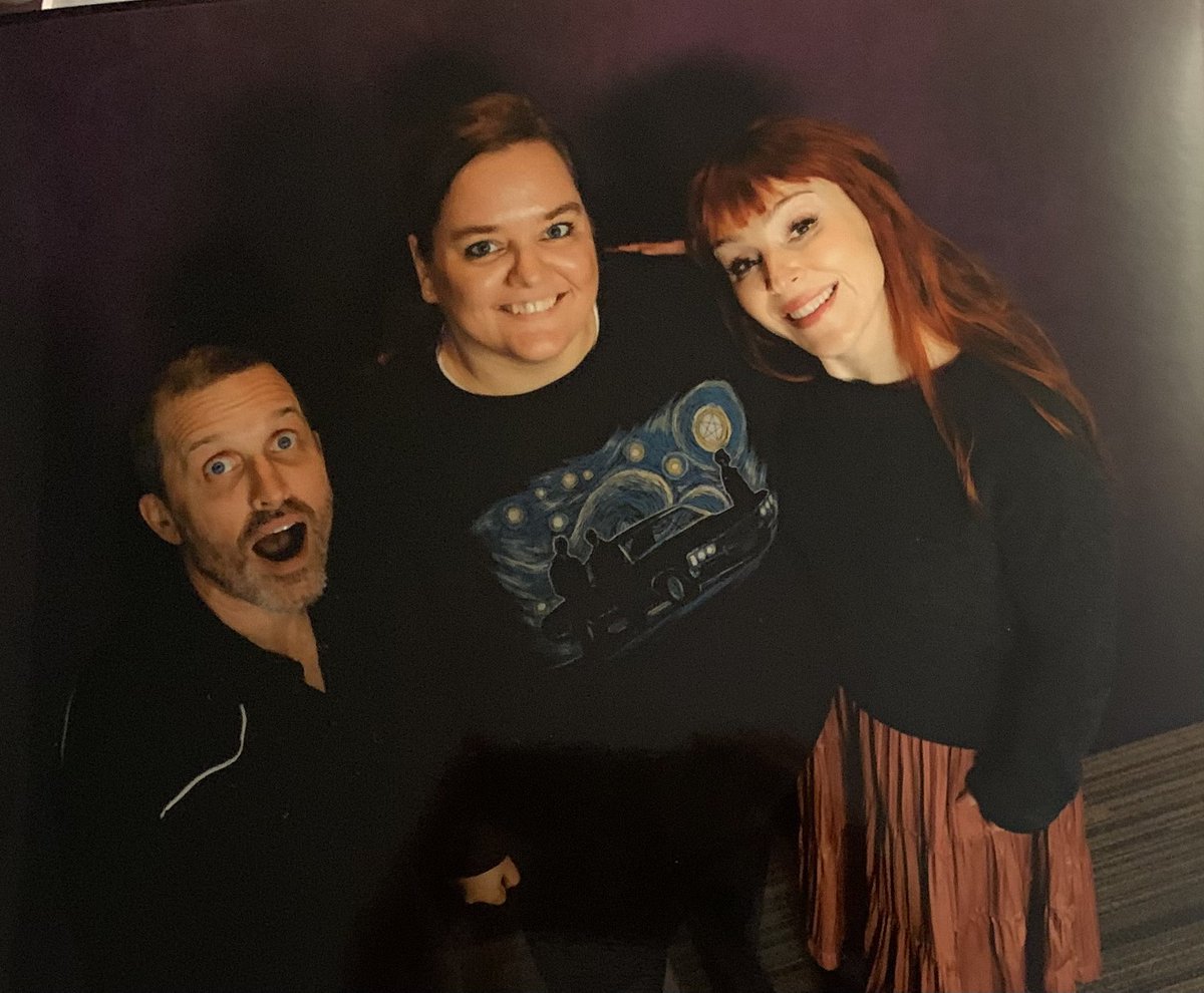 MiaAW90's tweet photo. Con crash is real right now, I have to work, so here’s a picture of the two cutest and most adorable people ever.
#SPNDallas #IJustWantToSleep https://t.co/bEyKL0VTw9