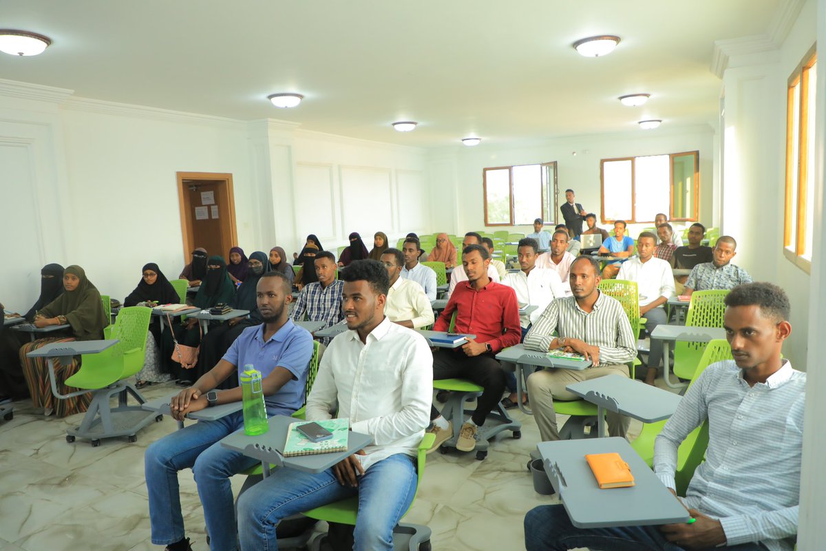 SIMADiLab's tweet photo. We kicked off delivering our "Core Life Skills" training for @TheNext_Economy’s newly selected Batch 6 classes. We wish our mentees a successful journey with us. #TNEMogadishu #iLabImpact #SIMADiLabian #ilabdaries https://t.co/oydJ5B5FBY