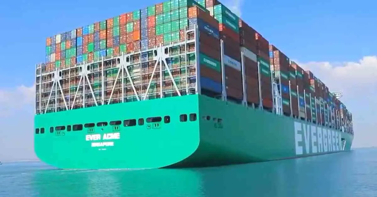 MarineInsight's tweet photo. Watch: World's Largest Container Vessel "Ever Acme" Transits Suez Canal On Its First Sea Voyage
...Check Out this article 👉https://t.co/7x5lumLKWM
#EverACme #SuezCanal #Shipping #Maritime #MarineInsight #Merchantnavy #Merchantmarine #MerchantnavyShips https://t.co/E5mm59ruZX