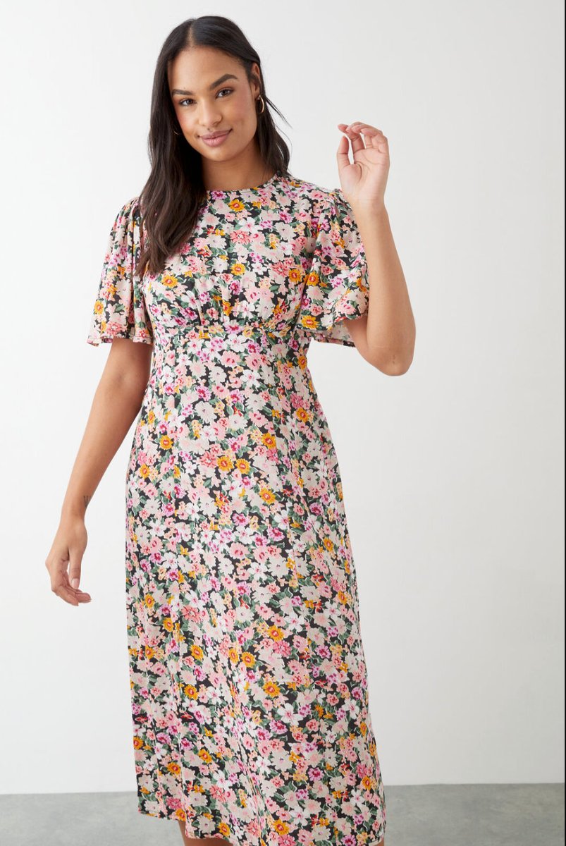 Our mood when the sun is shining, did someone say Spring? 👀 Check out this season's latest bloomer ☀️ 🌺

Shop new in dresses at dorothyperkins.com with up to 40% off date night looks 📲

 👉🏽 bit.ly/3jH17rq

#DPLoves #dorothyperkins #ootd #style #floraldress