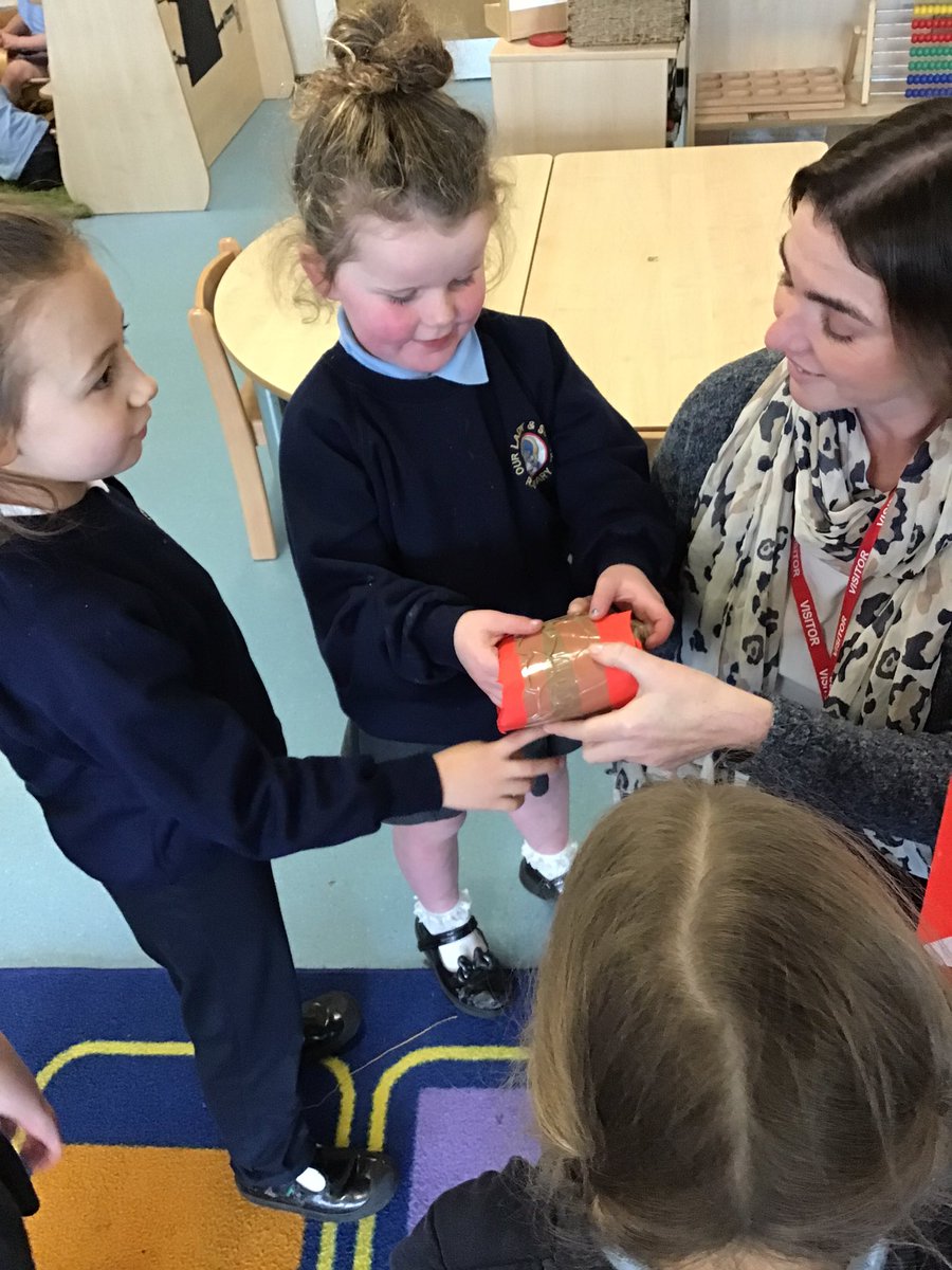 EYFS_OLSP's tweet photo. When we loose things in EYFS our solution is to put our “binoculars” on and search. Today the children presented Mrs Keane with her very own - from junk modelling. The possibilities are endless with open ended time & resources @STOC_CAT #creativethinking #positiverelations https://t.co/0aqPkmwmO8