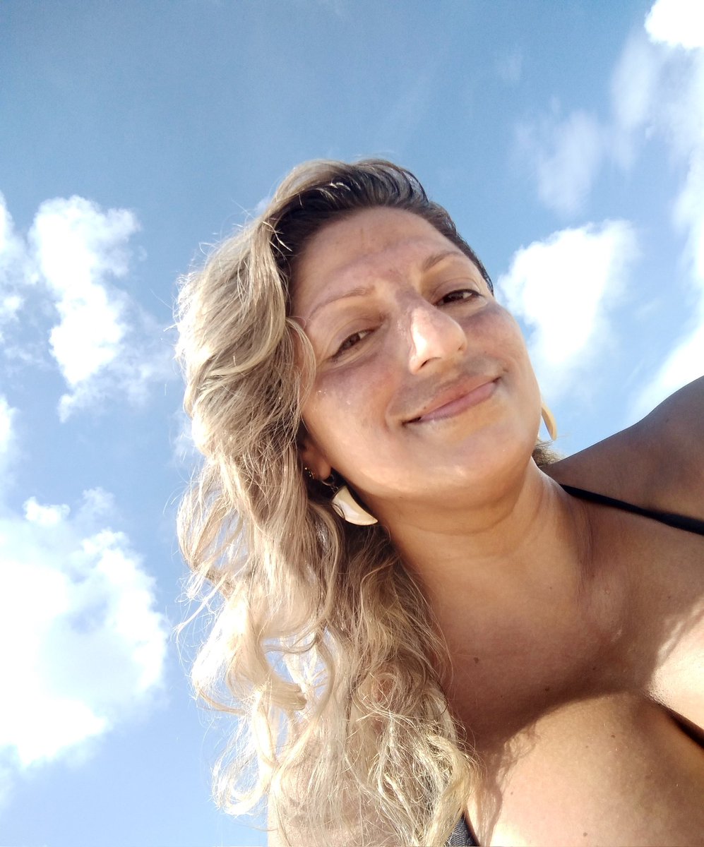 LeticiaRamosh's tweet photo. 😎🏖💙 https://t.co/3cPKJtTNfO