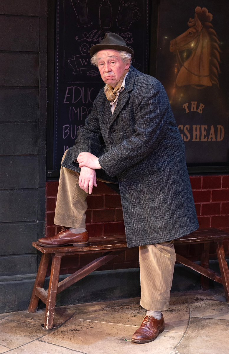 OFAHMusical's tweet photo. A message from Paul Whitehouse: "It’s been an unbelievable four years for the whole cast of OFAH. The audiences have been incredible. It felt the right time to say ‘Bonjour’ to Del and the gang… for now. There are just three months to see us at @TRH_London. Bonnet de douche!" https://t.co/3nBQ46lOVv