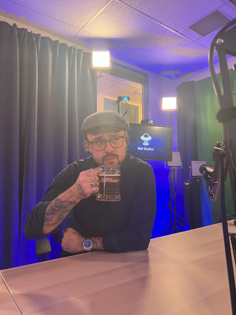 Cast of Creators 🎙 tweet media