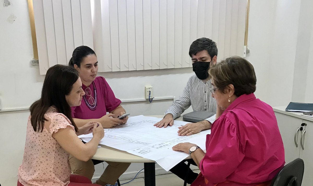 Projetar_SE's tweet photo. Hoje, nosso arquiteto Gabriel Franco voltou à Secretaria de Estado da Assistência Social e Cidadania onde nós do ProjetarSE estamos responsáveis por reestruturar o layout da Secretaria e seus setores. #governodesergipe #banese #seasc https://t.co/2Uym6rxiNh