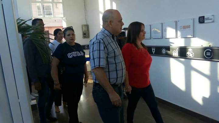 Hombres y mujeres de probada lealtad a la #Patria.
#PorCubaVenceremos #PoderPopular. <a href="/PresidenciaCuba/">Presidencia Cuba 🇨🇺</a> <a href="/OHistoricos/">Oficina de Asuntos Históricos</a> <a href="/AsambleaCuba/">Asamblea Nacional Cuba</a> <a href="/DrRobertoMOjeda/">Dr. Roberto Morales Ojeda</a> <a href="/NancyAcostaHer3/">Nancy Acosta Hernández</a> <a href="/FHHernndez1/">Federico Hernández Hernández</a> <a href="/FACSmirnov/">Dr.C. Fidel Antonio Castro Smirnov</a> @fidelaoreyes <a href="/HomeroAcostaA/">Homero Acosta Álvarez</a> <a href="/GValdeolla/">Grisell Bejarano Valdeolla</a> <a href="/Inf22Centro/">Centro de Información Gob Camaguey</a>