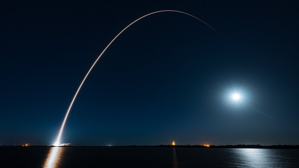 SpaceX tweet picture