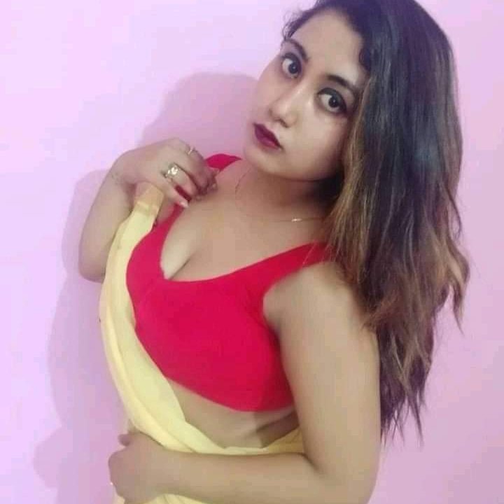 এখানে শুধু মেয়েদের সাথে খেলা হবে, আপু, ভাবি, মামীদের নিয়ে খেলা হবে, বিবাহিত ও অবিবাহিত কোন সমস্যা নেই যারা খেলতে বেশি পছন্দ করও আমাকে নক করও তোমাদের খুশি করার দ্বায়িত্ব আমার,