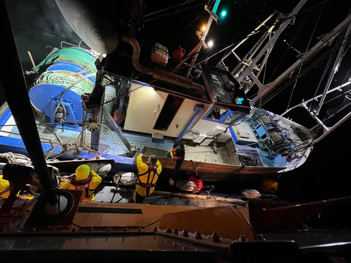 Hartlepool Lifeboat tweet media