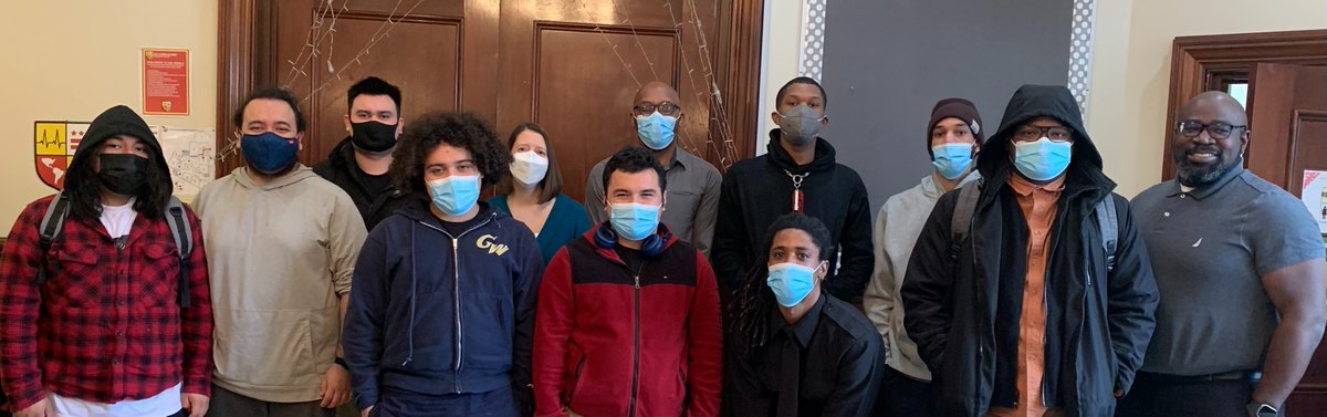 Yesterday our GREAT IT students had a networking lunch with Jacob Aladejobi, an IT Executive from JP Morgan Chase and a member of our IT Advisory Council.  Over lunch he challenged the students to jump out of their comfort zone by engaging in professional networking!!