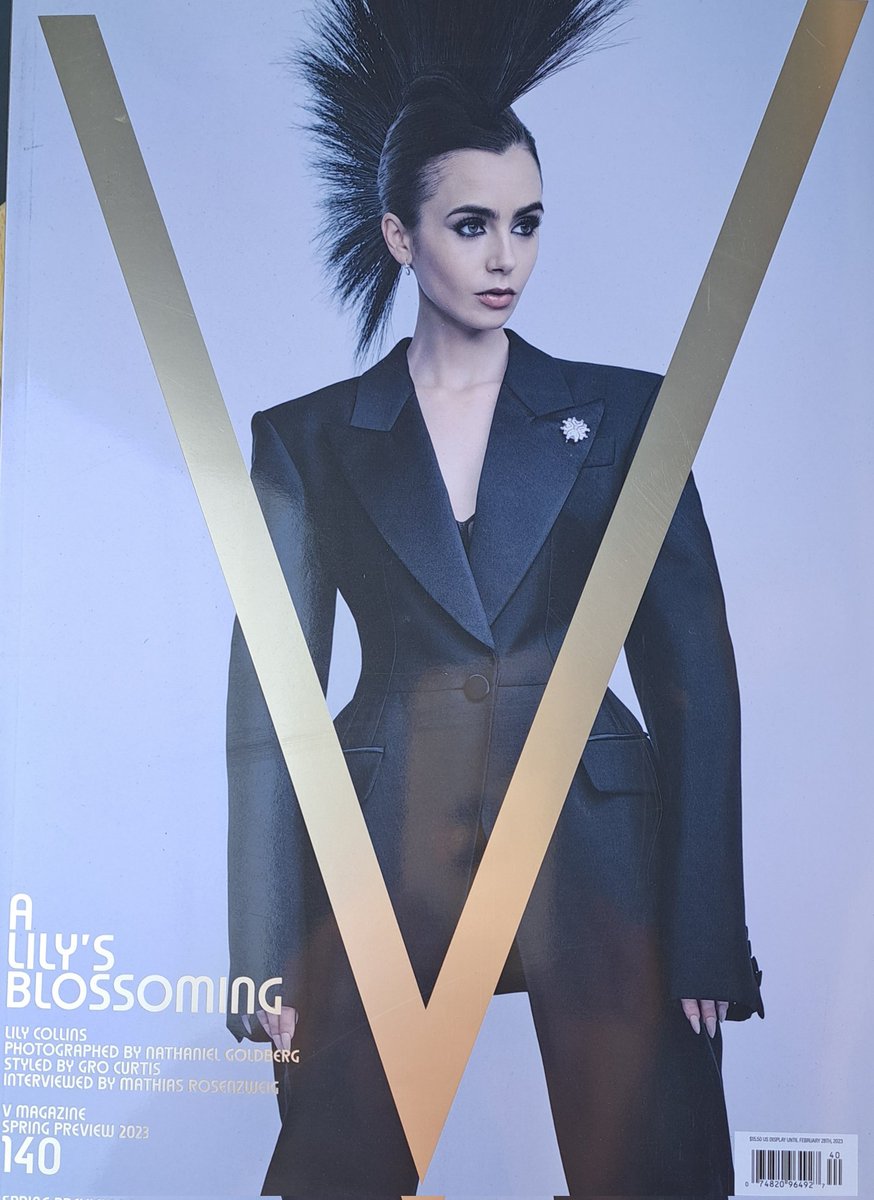 LC_NEWSSTAND's tweet photo. #V featuring #LilyCollins
#EmilyInParis #NathanielGoldberg #GroCurtis #MathiasRosenweig
#springpreview2023 #fashion #designer #Chanel #Dior #YSL
#Cartier #highfashion #Photography #studiocity #magazine @LC_NEWSSTAND https://t.co/OQdPxL4xgT