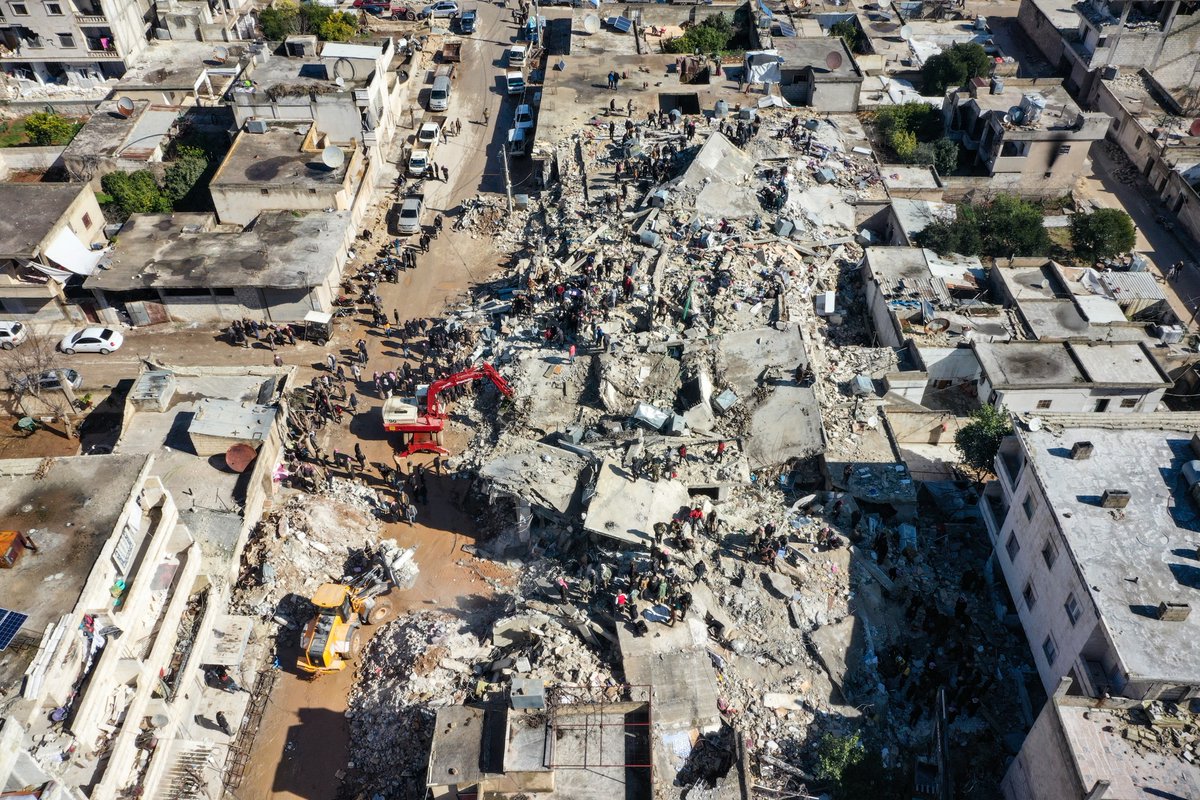 AKMcKeever's tweet photo. Aerial images of collapsed building in the western nieghborhood 

1. 36.396987, 36.685053
2. 36.395318, 36.686681

https://t.co/74gpoXhcB3 https://t.co/QpxzgGTKQR