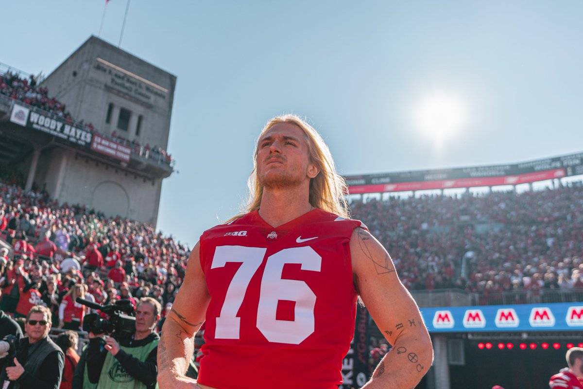 Former Buckeye, now an advocate for mental health and wellness, @h_miller76 invited by First Lady Jill Biden to State of the Union Address .  

🗞: go.osu.edu/harrymiller | #GoBucks